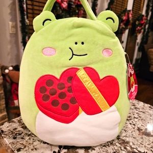 Squishmallows Wendy Valentine's Bucket
